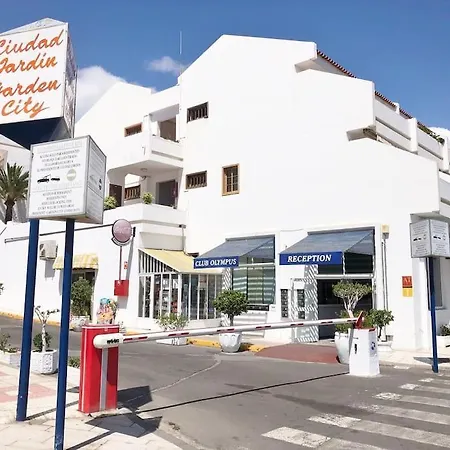 Helena En Garden Con Piscina Climatizada Apartment
