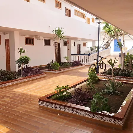 Apartment Helena En Garden Con Piscina Climatizada
