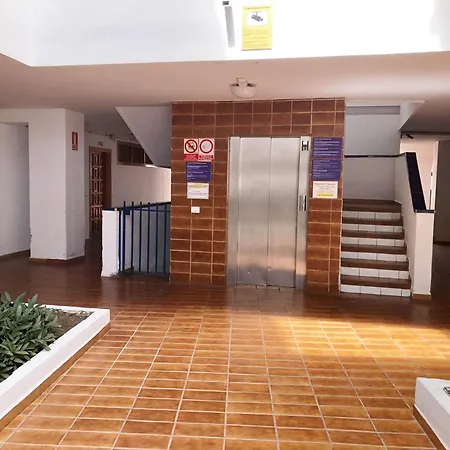 Apartment Helena En Garden Con Piscina Climatizada
